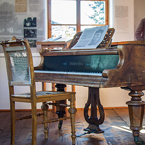 リリーとミス・クワイエット